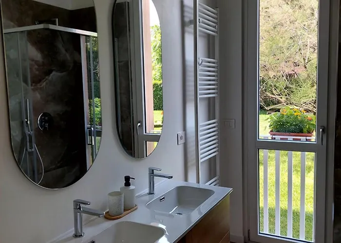 Casa Corso Matteotti 16 * Лекко